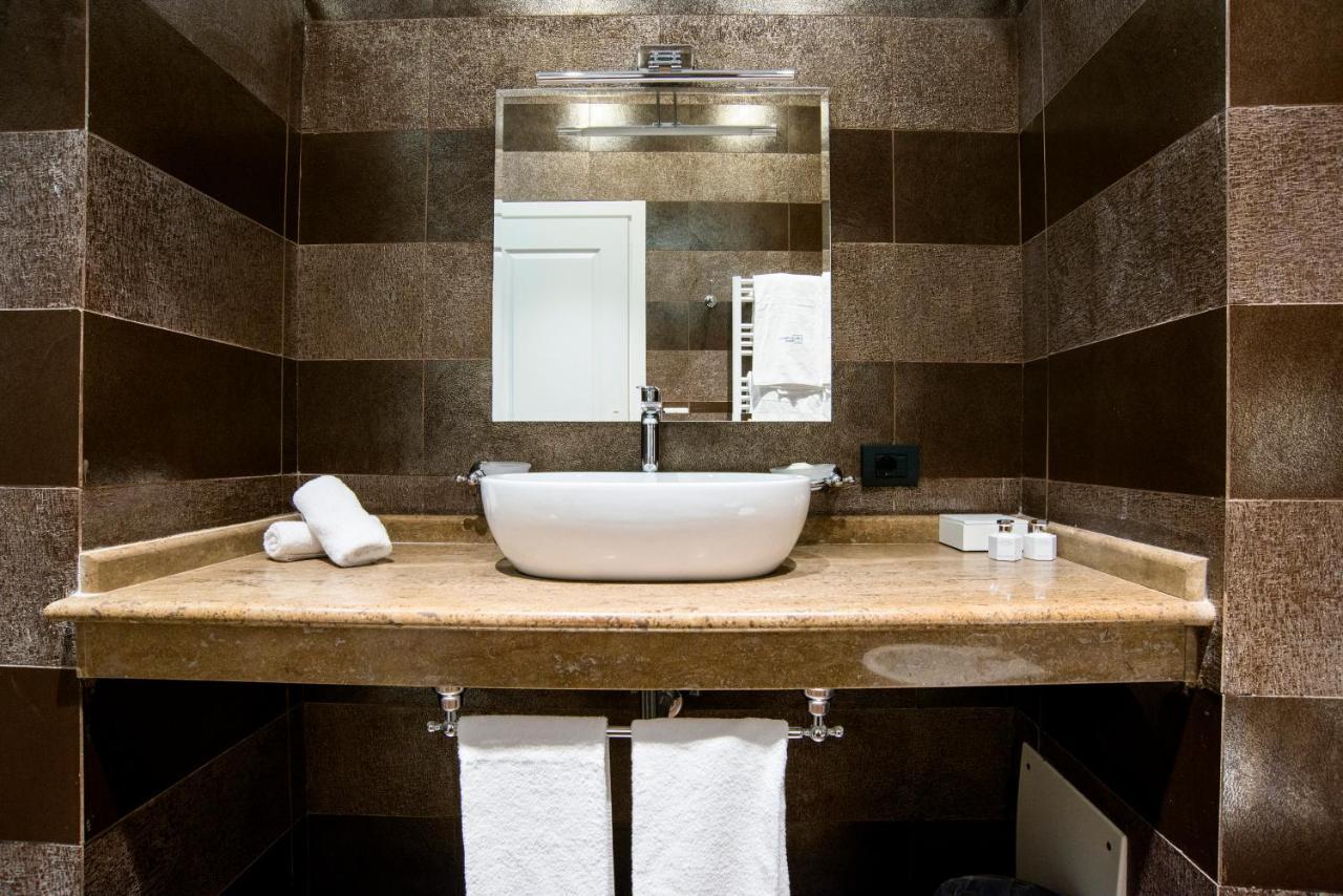 רומא Via Veneto Suites מראה חיצוני תמונה
