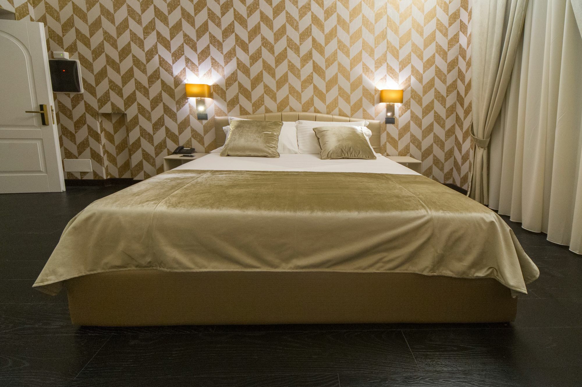 רומא Via Veneto Suites מראה חיצוני תמונה